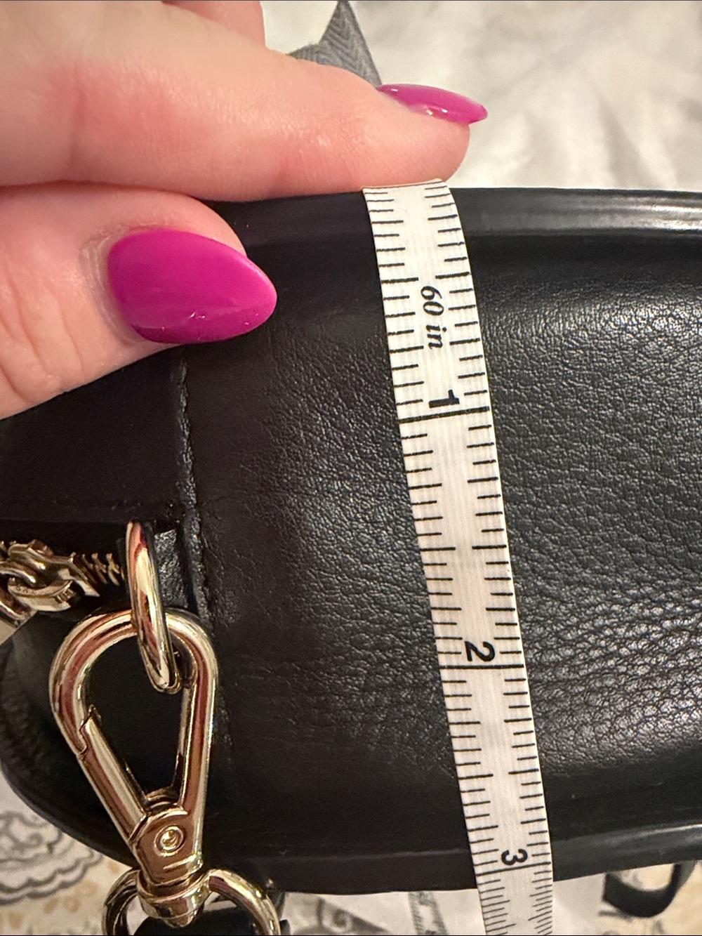 OAD New York Black Pebbled Round Crossbody Bag - Picture 14 of 14